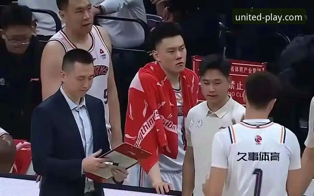 球盟会QMH官网必备 CBA焦点战复盘:皮特森38分神迹,福建逆转终结北京四连胜详解